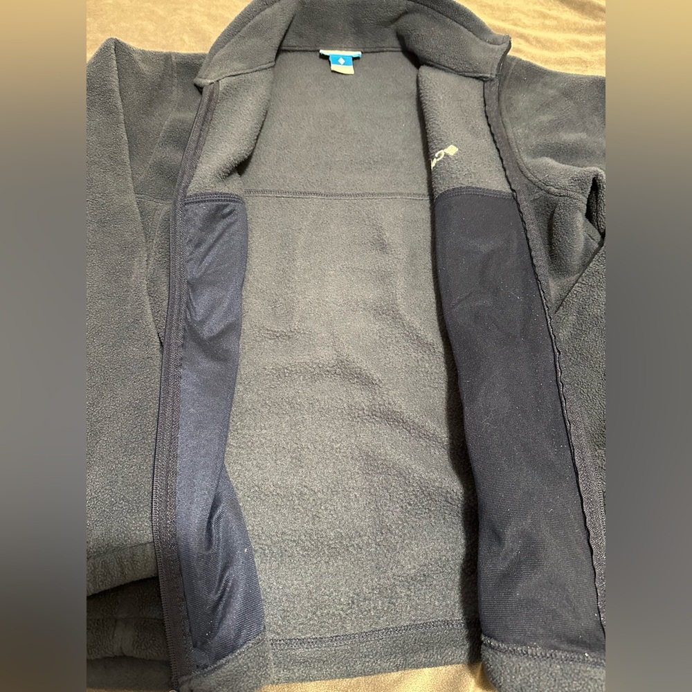 Columbia Men’s Fleece Jacket 
Size Large - Picture 3 of 4